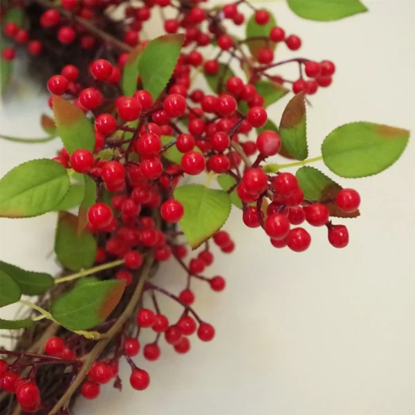 Christmas Natural Look Red Berry Floristry Wreath 60cm 24 inch Large Luxury Botanik - Image 4