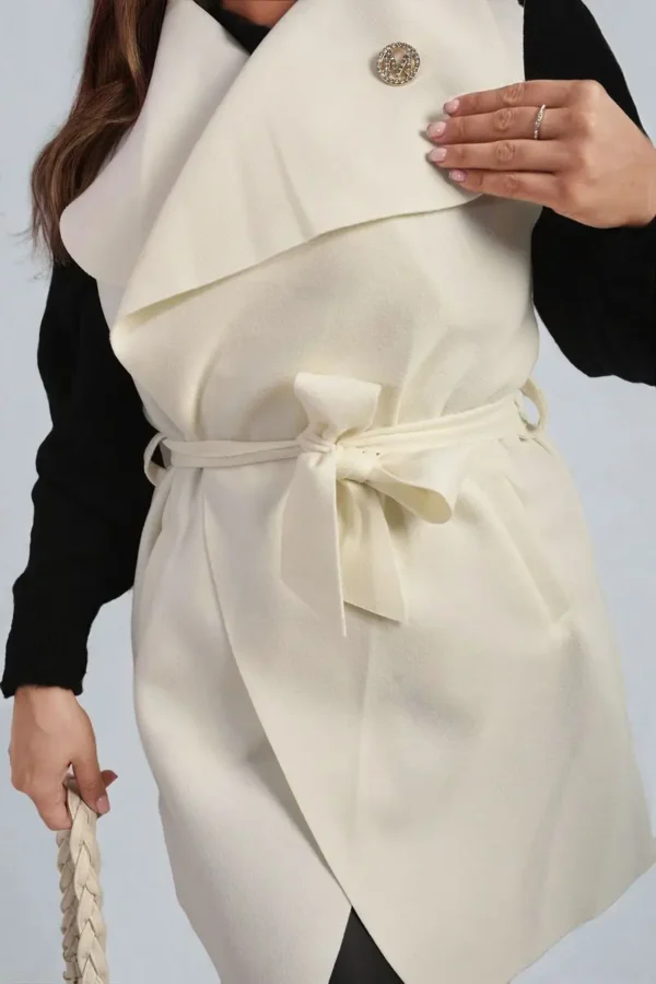 Wide Lapel Sleeveless Belted Jacket - Image 16