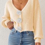 Apricot Top 3 Hand Hook Flower