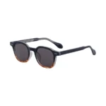 C4: Black on Top, Dark Brown on the Bottom