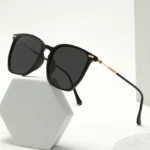 Leopard Print Frame Black and Grey Lens